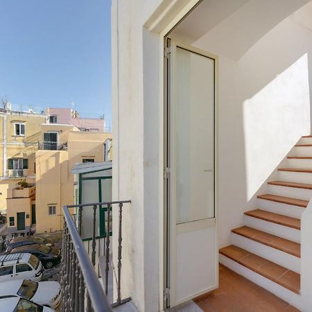 Torretta Corricella- Punta Serra Прочида Екстер'єр фото